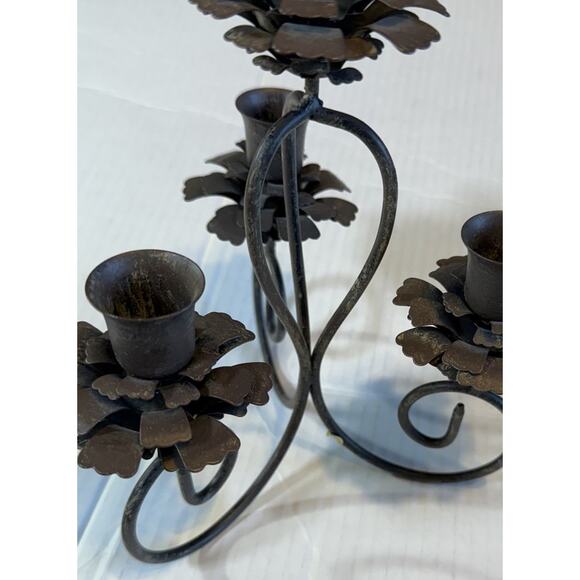 2 Rustic Metal 4 Taper Candle Holder Pine Cone Or Flowers Primitive Centerpiece - Picture 4 of 7
